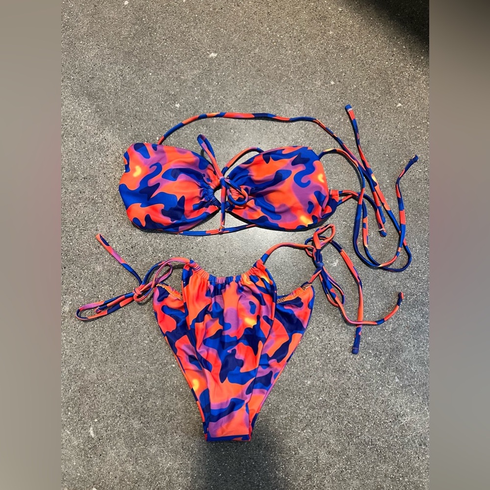 Bikini